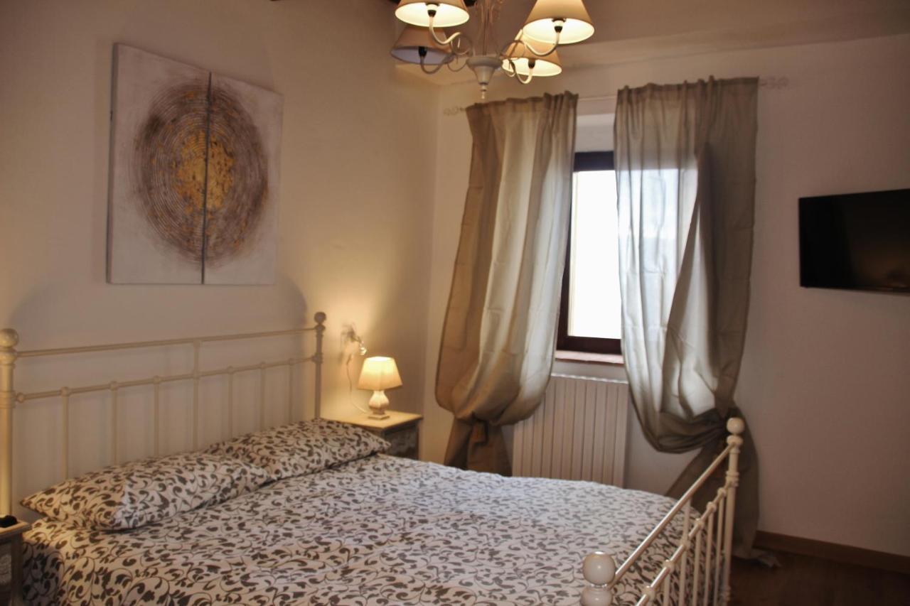 Maison Del Borgo กอลเลวัลเดลซา ภายนอก รูปภาพ