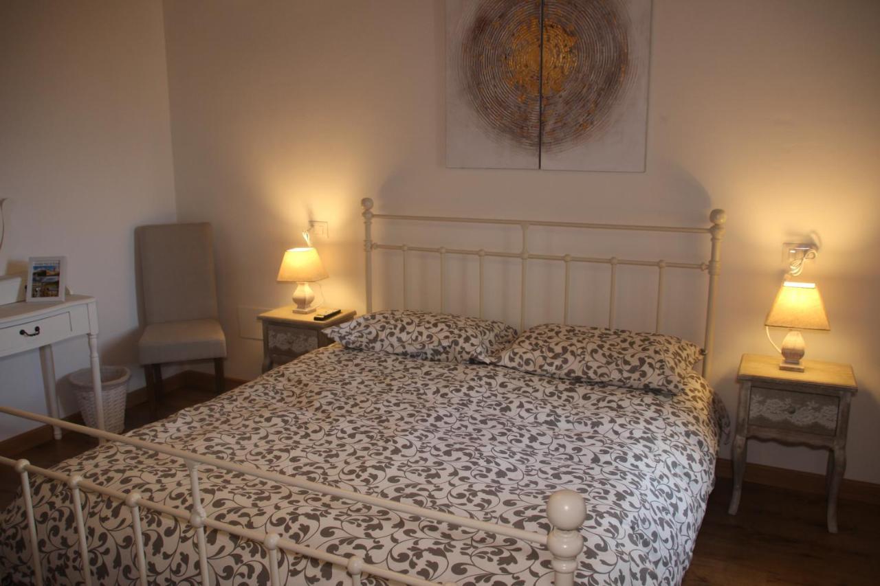 Maison Del Borgo กอลเลวัลเดลซา ภายนอก รูปภาพ