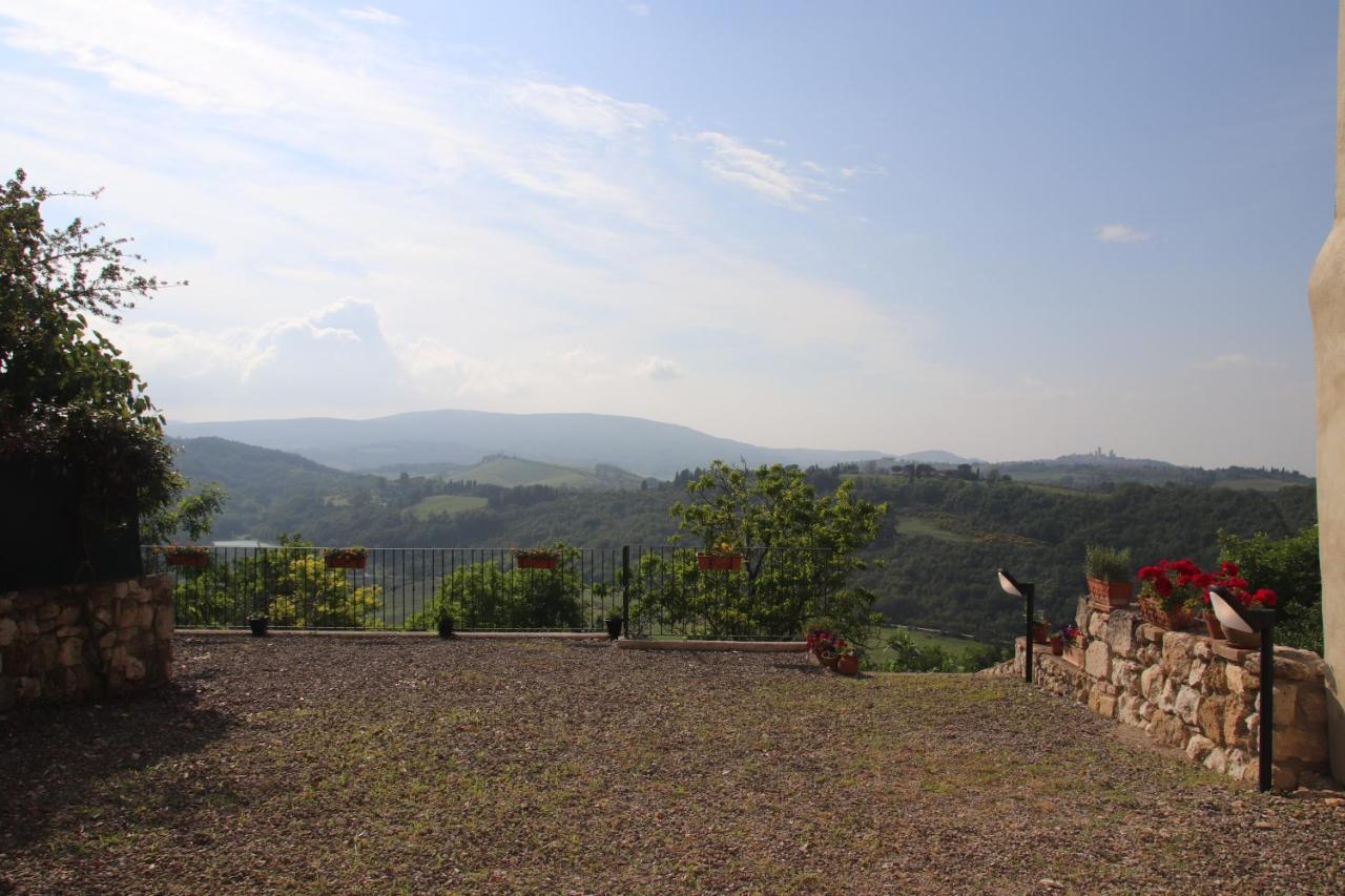Maison Del Borgo กอลเลวัลเดลซา ภายนอก รูปภาพ