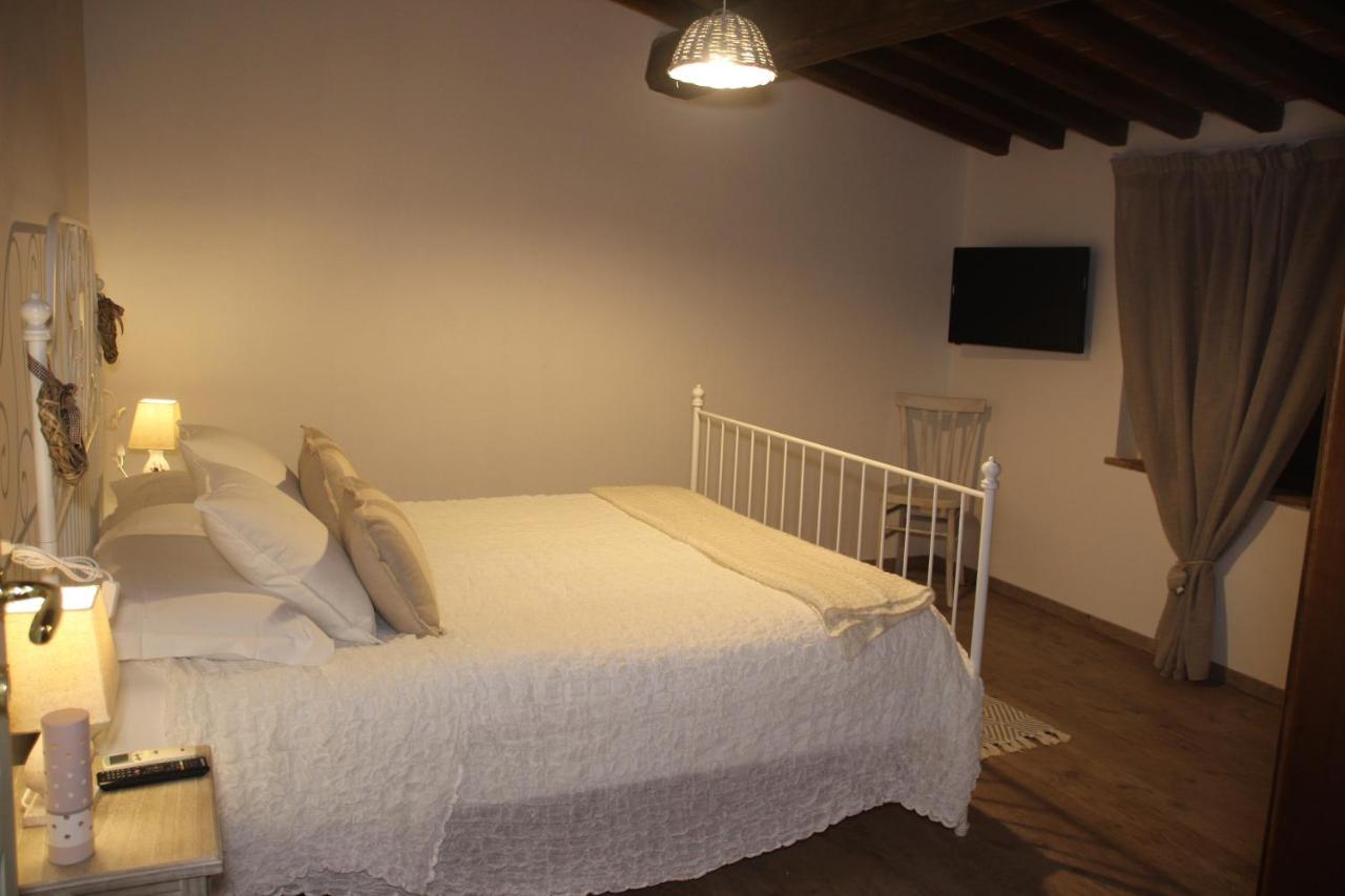 Maison Del Borgo กอลเลวัลเดลซา ภายนอก รูปภาพ